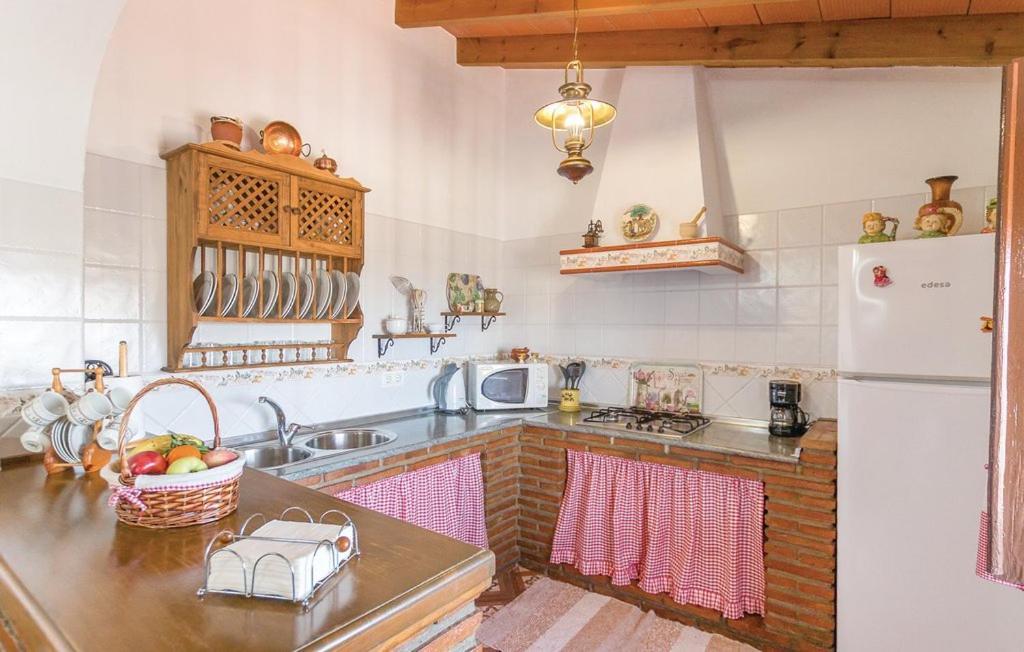 Willa Casa Lola Sayalonga Zewnętrze zdjęcie